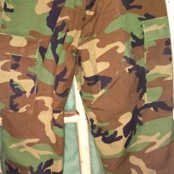 camouflage cargo Pants - Picture 2 of 3